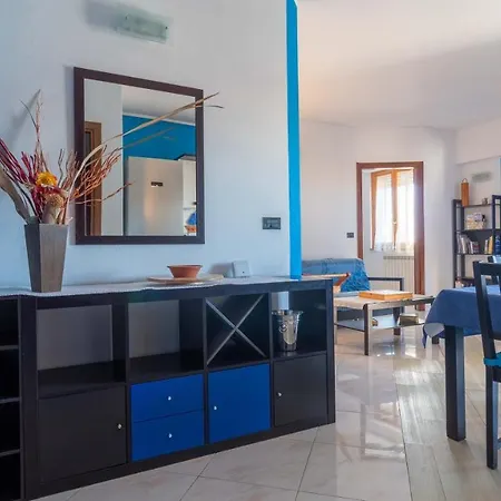 Blue Terrace - Near The City Centre Apartment *